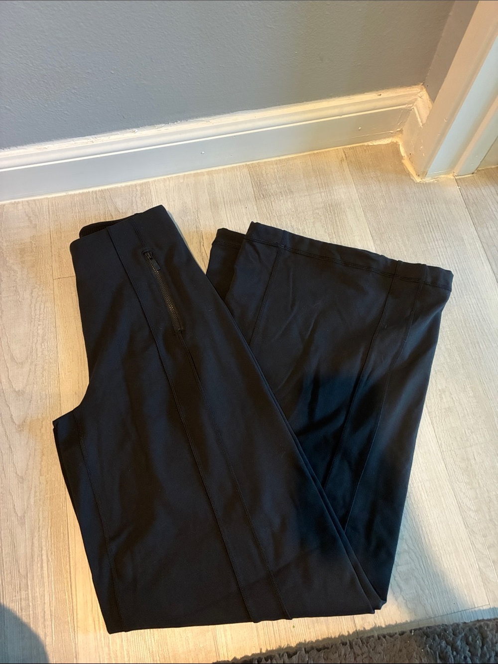 lululemon athletica Men's Black Athletic Dress Pants